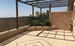 Duplex for rent in jerusalem